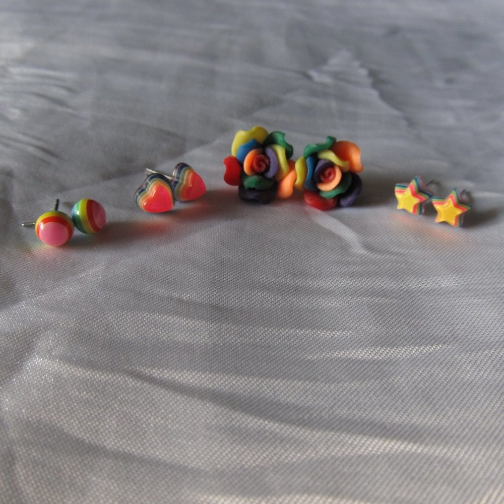 🌈Deal! Rainbow Stud Earrings🌈